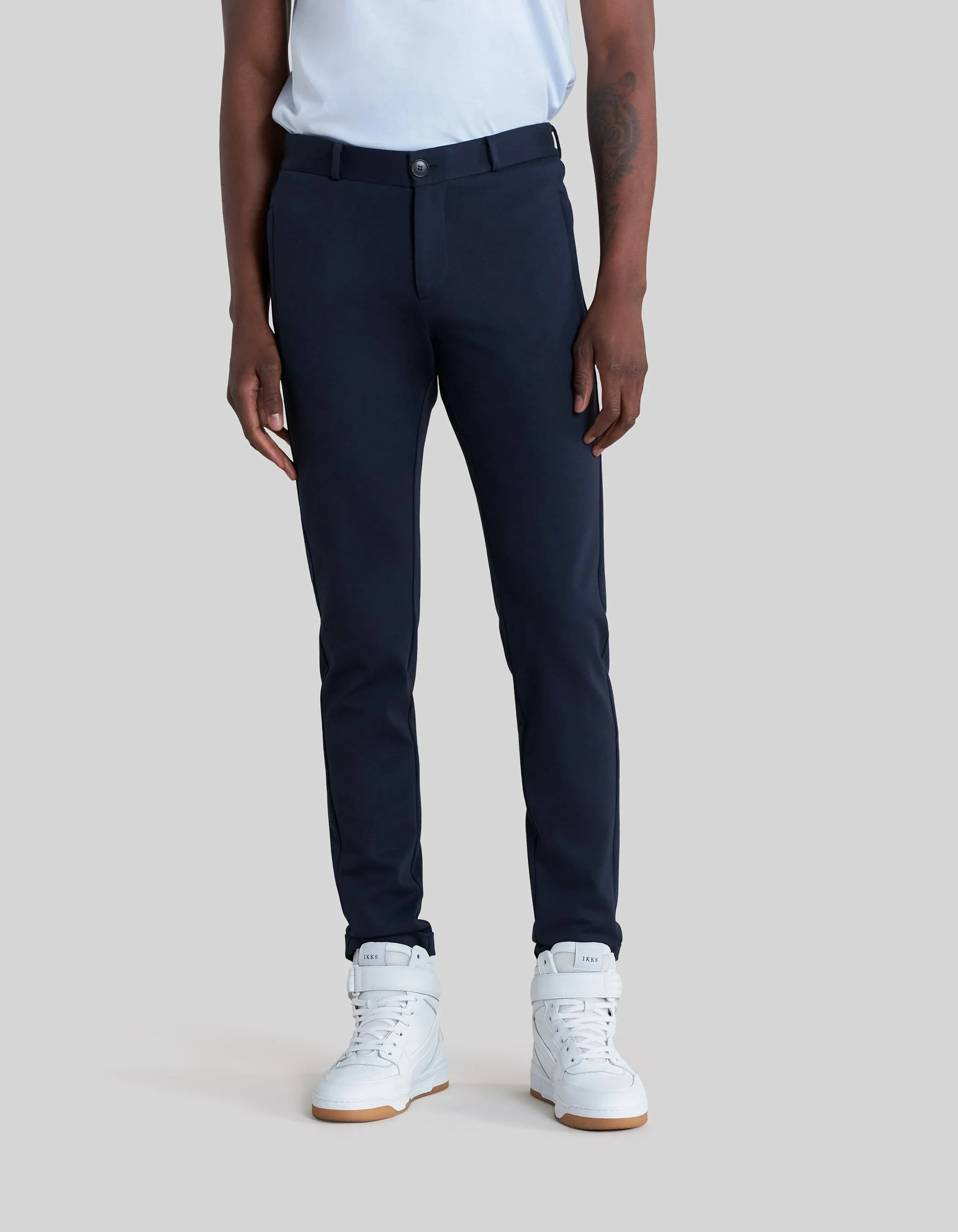 Pantalon marine esprit jog Homme